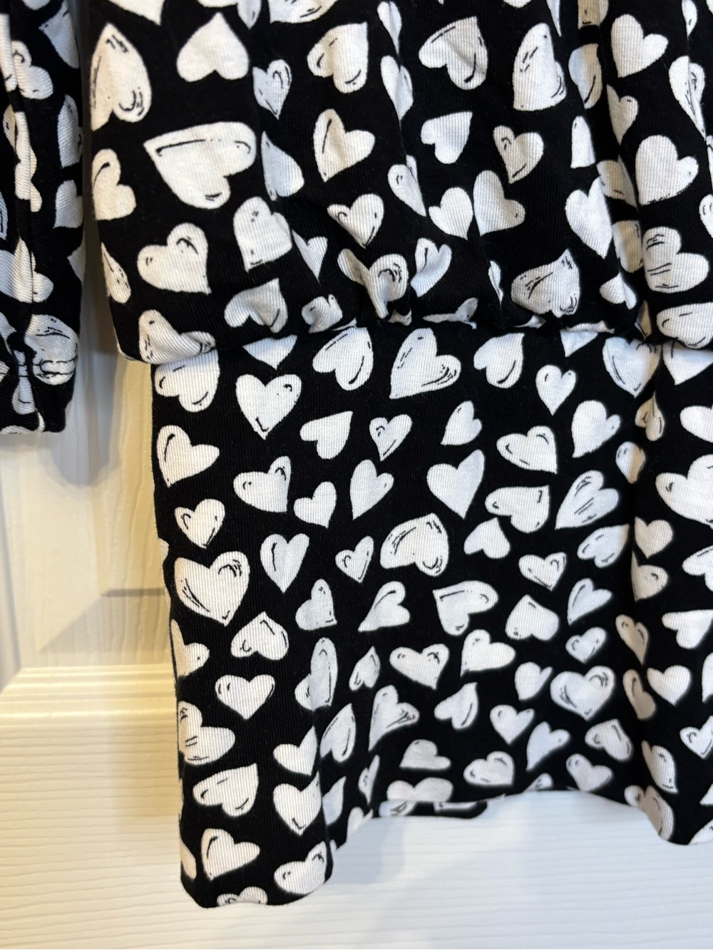 Chico’s Size 2 (US Large) Black White Heart Print 3/4 Sleeve Stretch Knit Top - Picture 6 of 13
